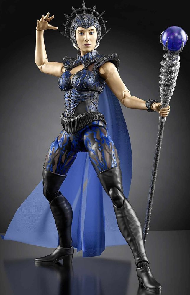 Evil-Lyn – Bild 1
